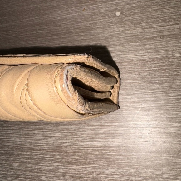 Miu Miu Wallet Bundle - Picture 3 of 12